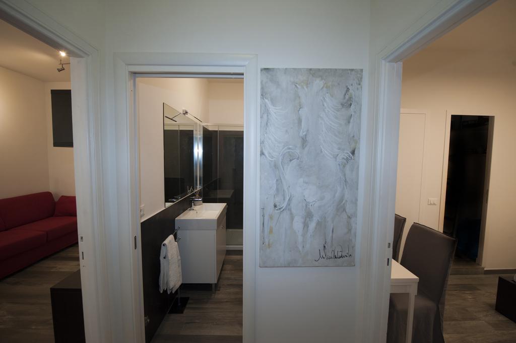 Porta Latina Suite - Private Apartment Rome'S Center Ngoại thất bức ảnh